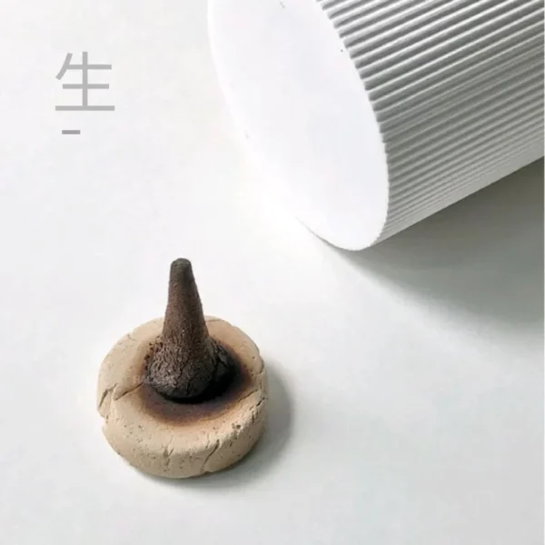 haochii LOTUS 尼泊爾塔香 - 檀香淨化與草本能量 | 瑜珈心靈薰香 | 內觀磁場香塔